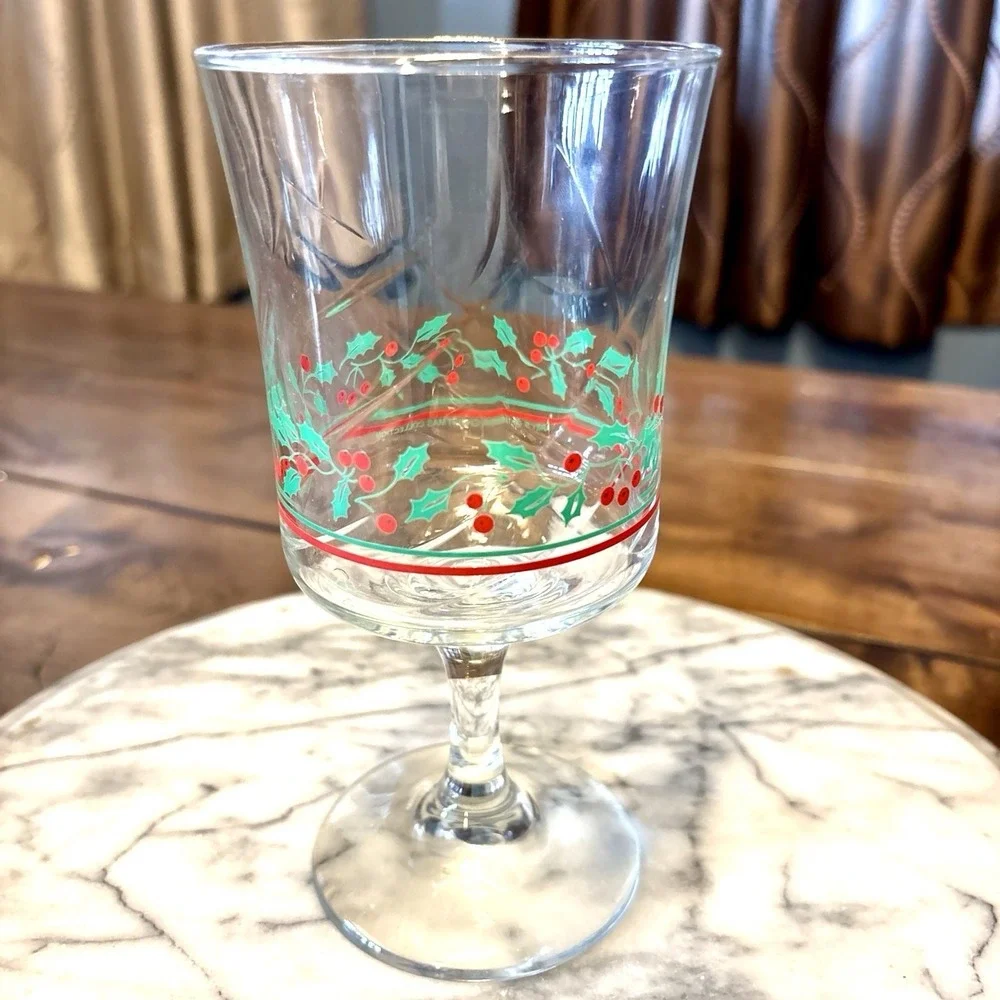 VTG 1986 80s Libbey Arby's Holly‎ Berry Christmas Holiday Stem Goblet Glass 10oz